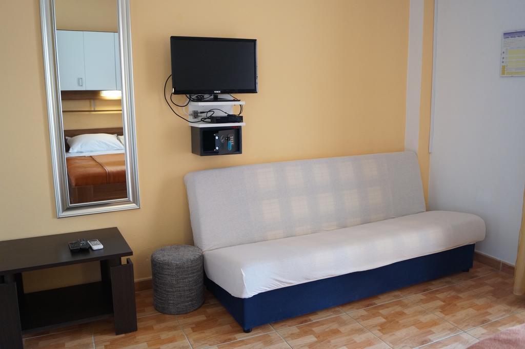 Apartments Mario With Private Parking Μακάρσκα Εξωτερικό φωτογραφία
